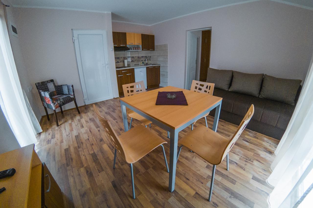 Apartmani "Stefanovic" Soko Banja Exteriör bild